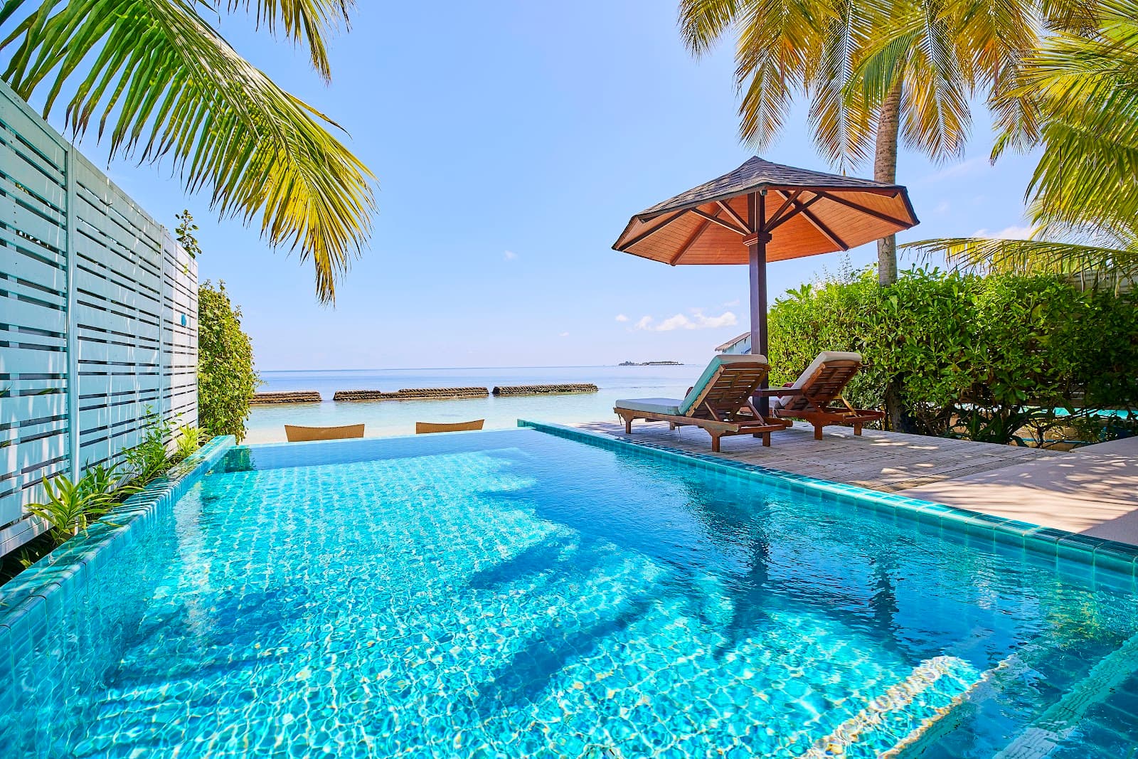 Machchafushi Island Resort & Spa Maldives, The Centara Collection 3