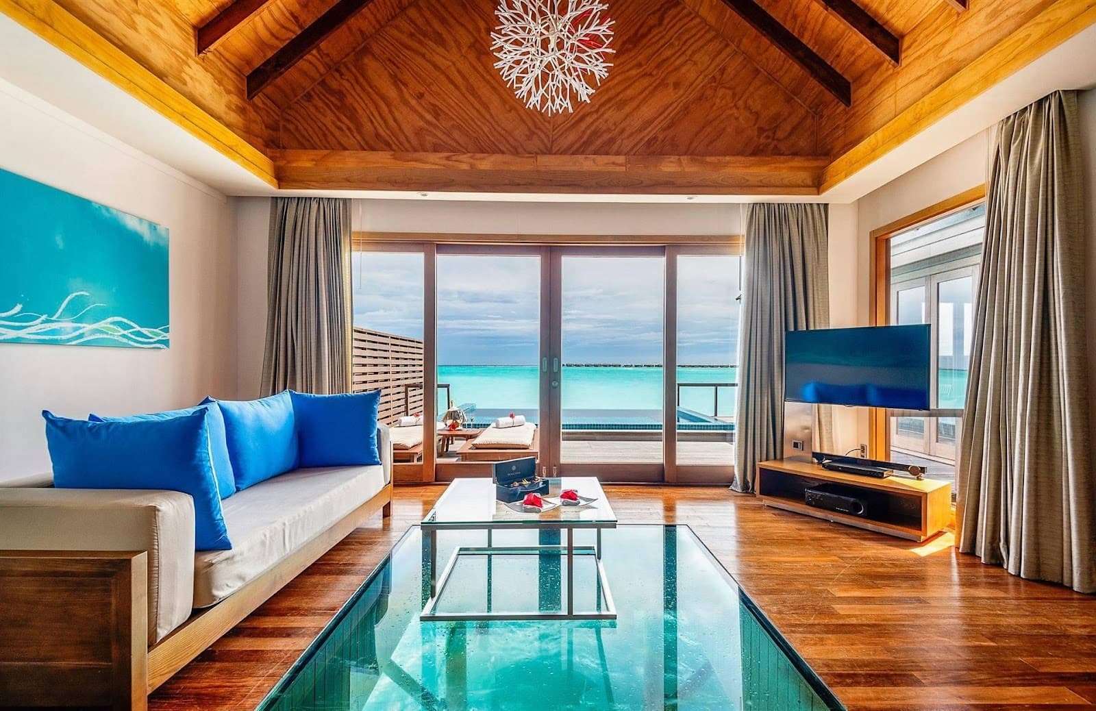 Hideaway Beach Resort & Spa 3