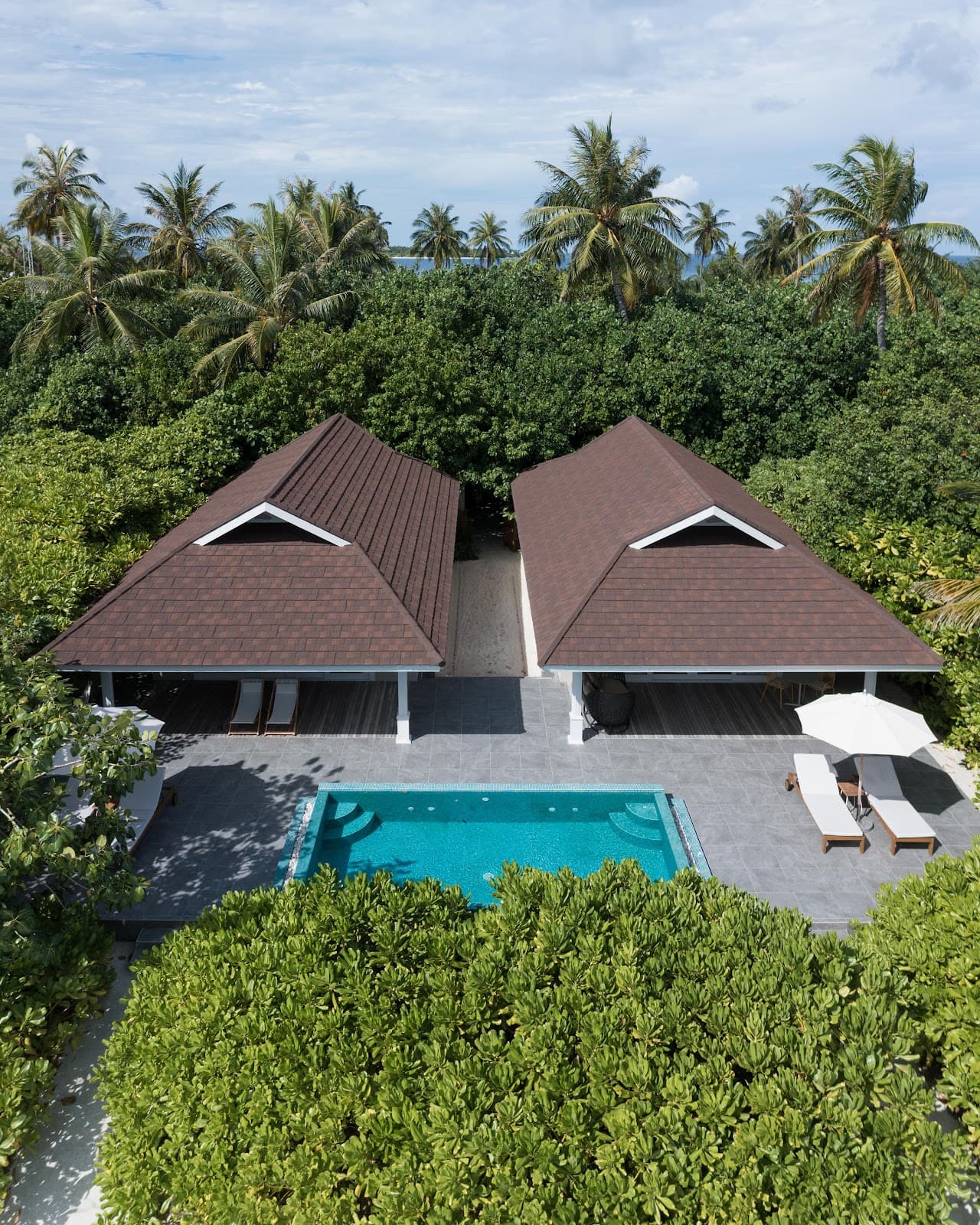 The Standard Huruvalhi Maldives 5