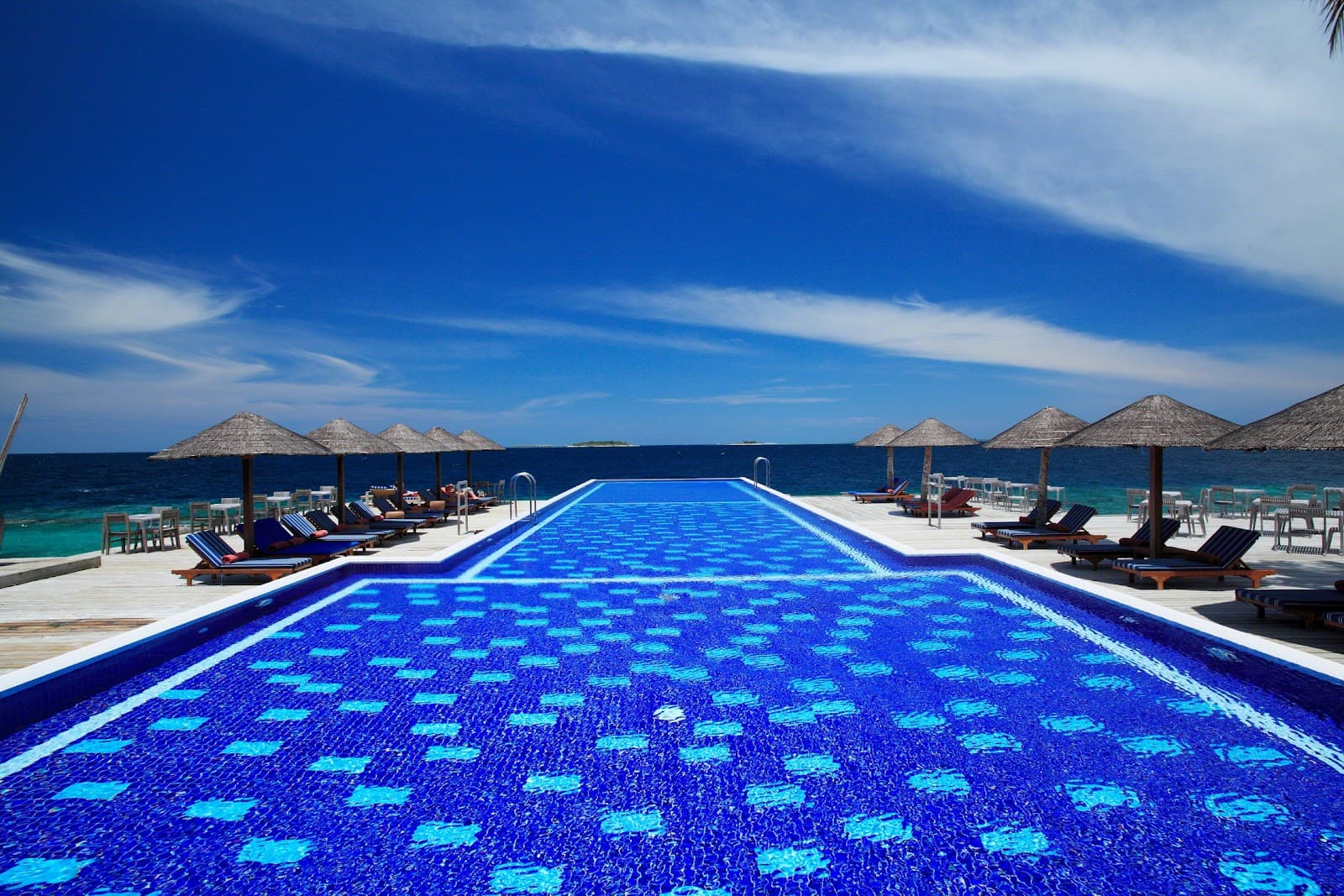 Machchafushi Island Resort & Spa Maldives, The Centara Collection 2