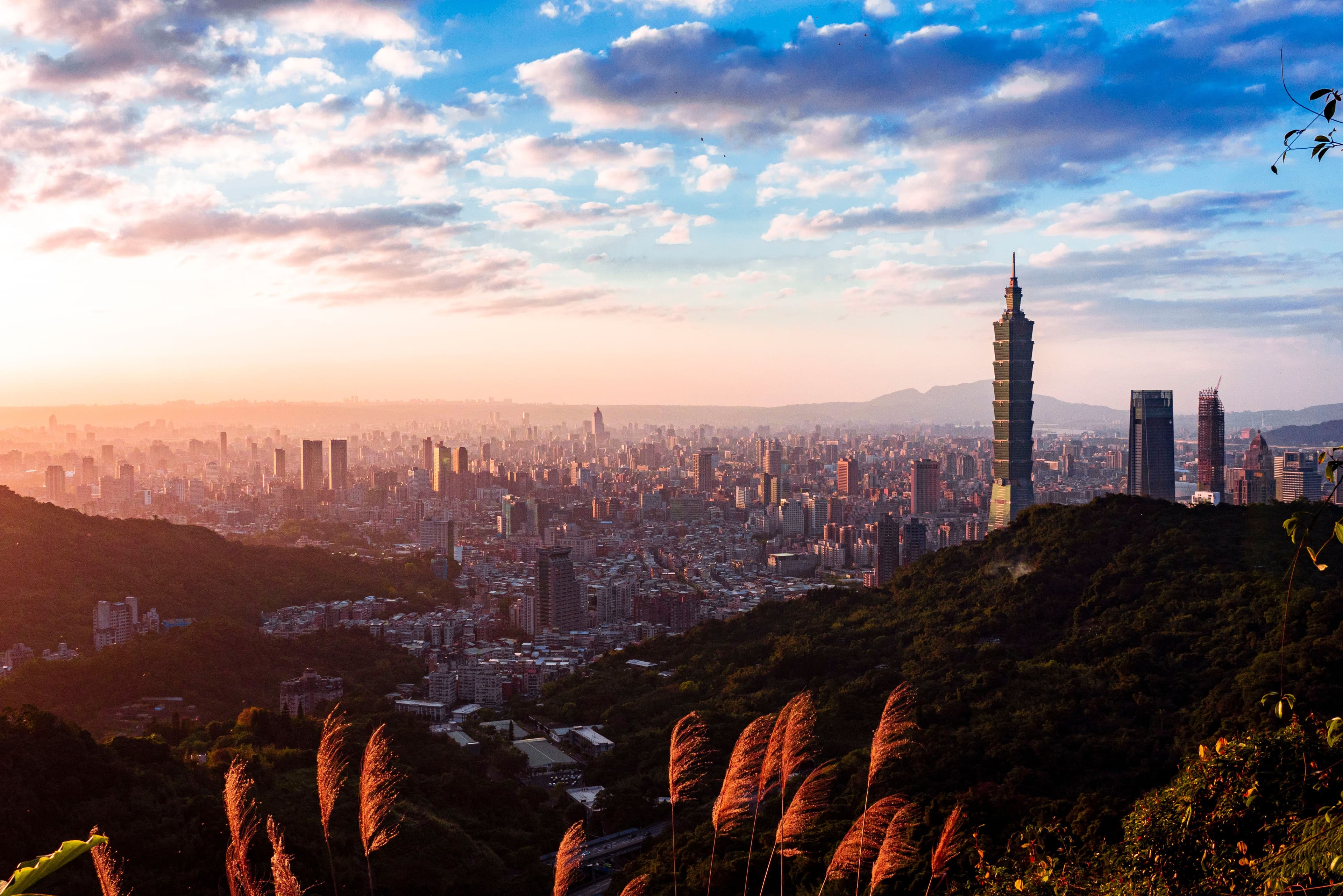 Taipei, Hualien, Kaohsiung - 8 nights 4