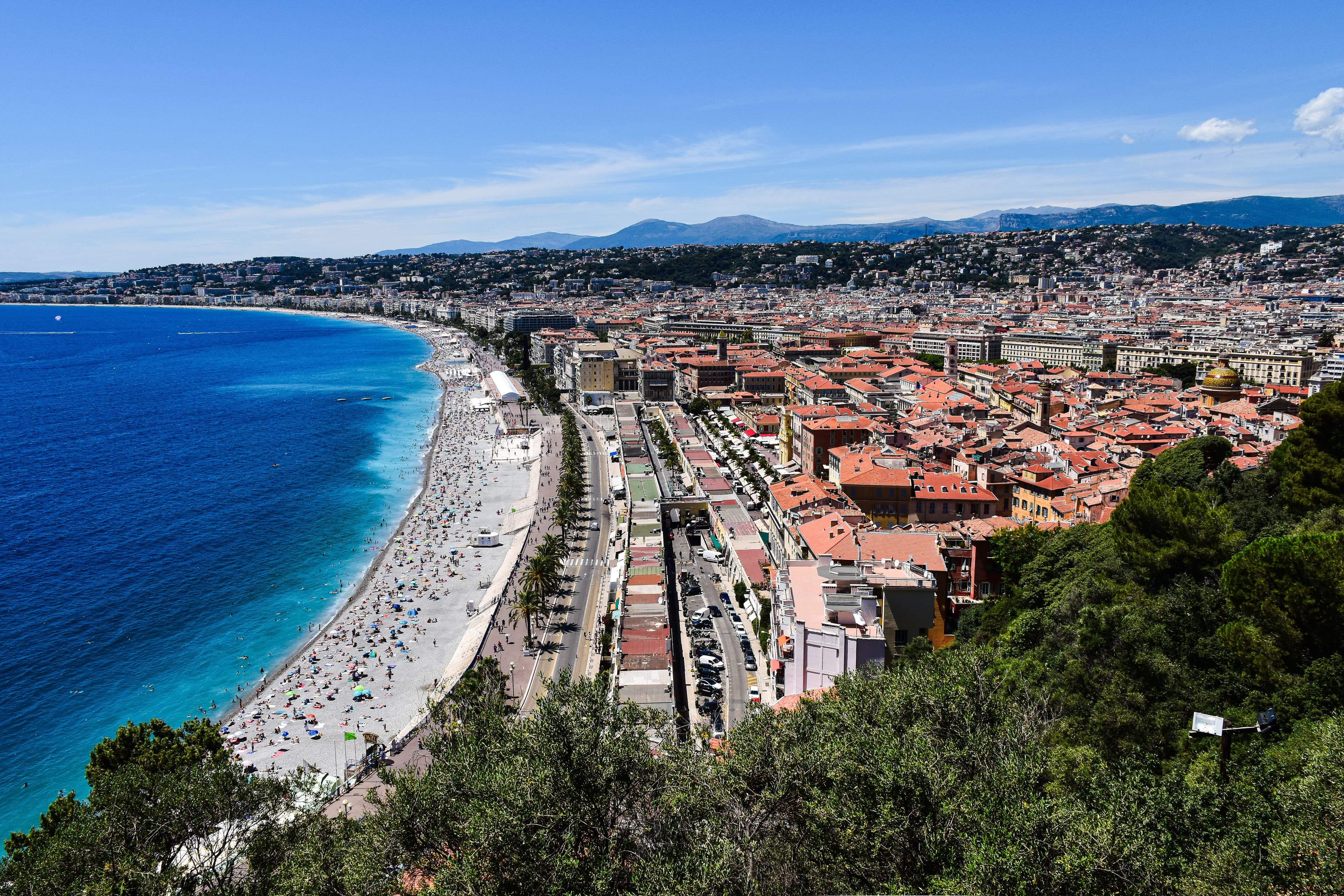Stunning, clear panoramic view of the Baie des Anges.